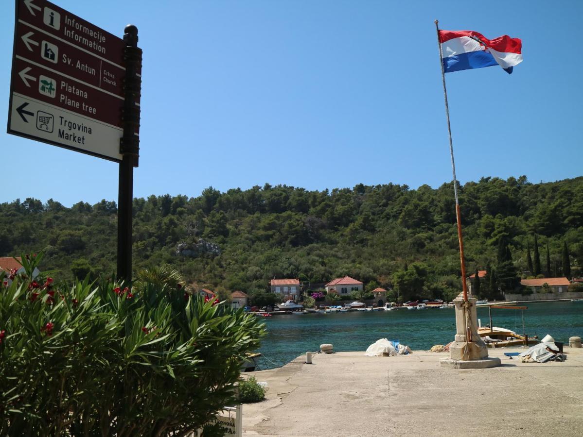 & Lela, Sipan Island * Sipanska Luka (Sipan)
