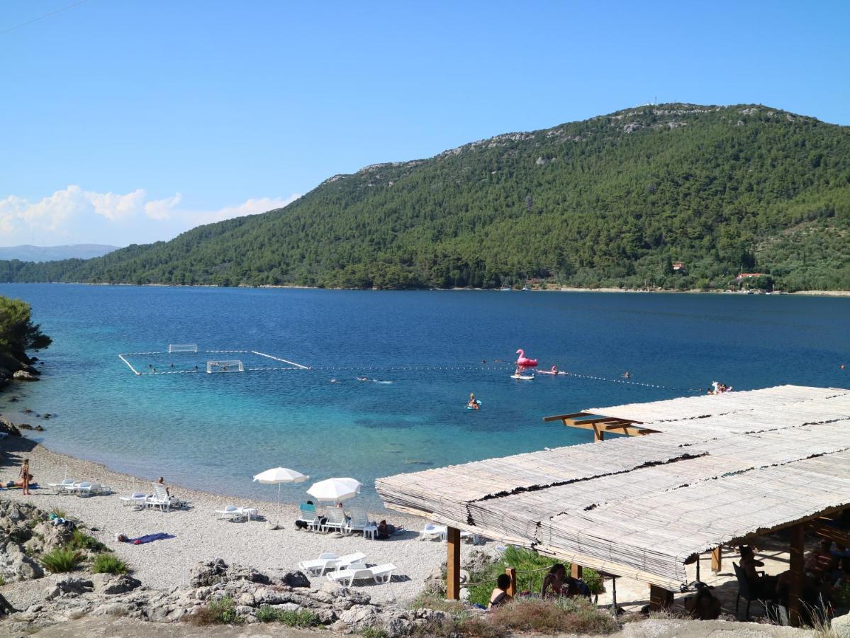 & Lela, Sipan Island Apartment Sipanska Luka (Sipan)