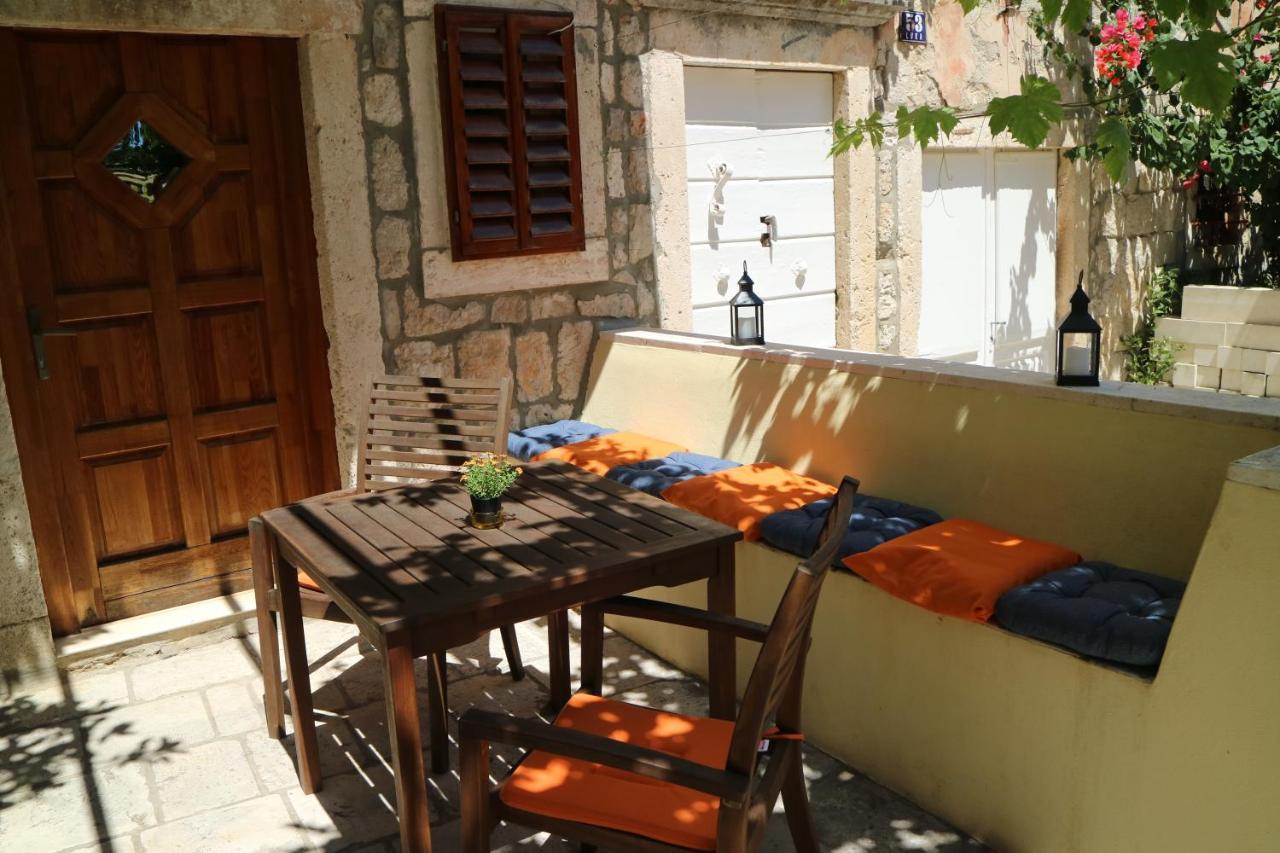 & Lela, Sipan Island Apartment Sipanska Luka (Sipan)