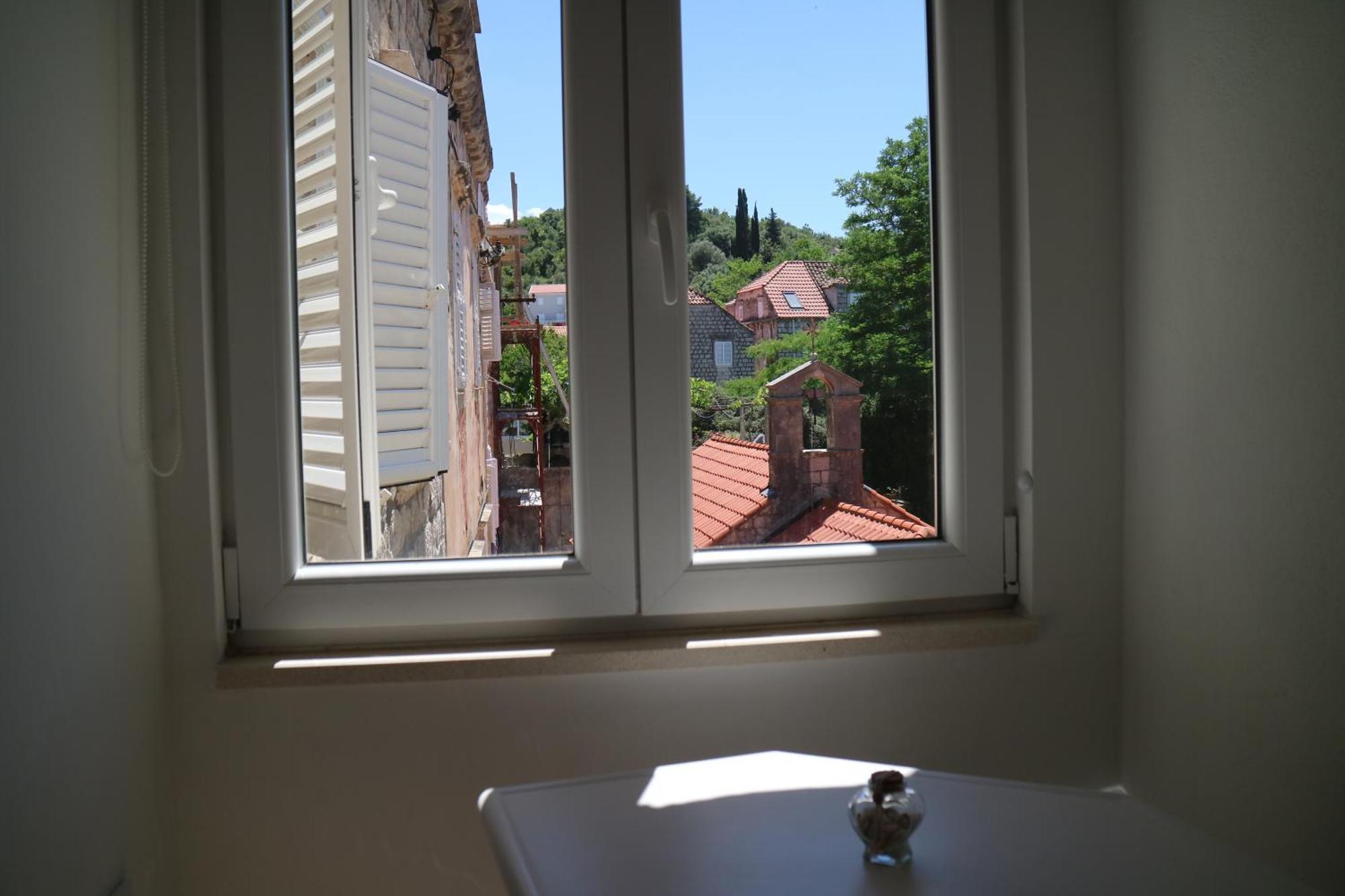 & Lela, Sipan Island Apartment